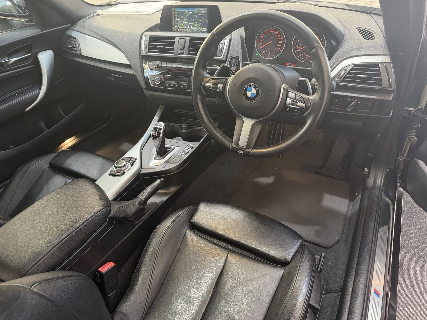 2015 BMW 220i M Sport in Black — photo 4