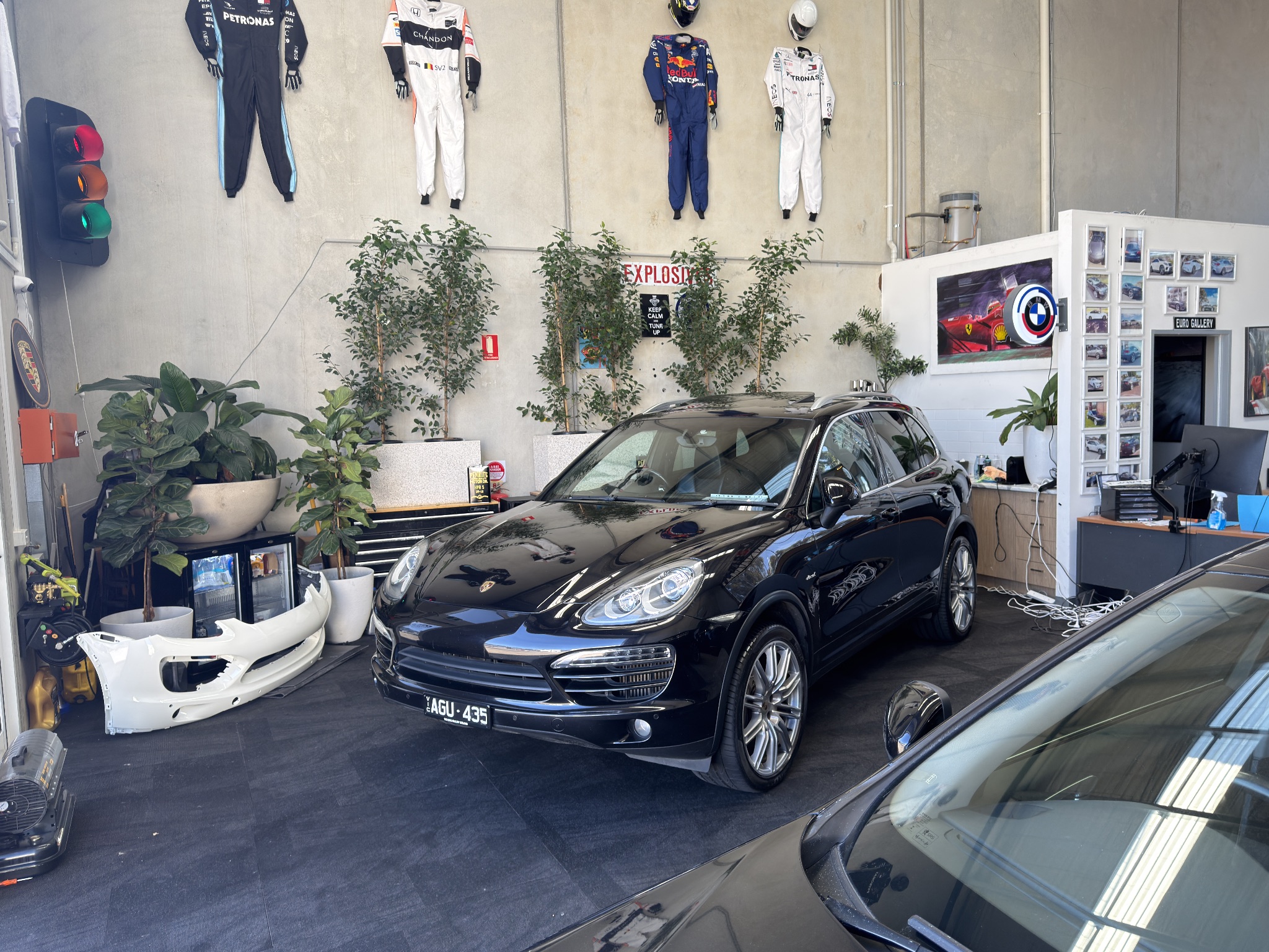 2013 Porsche Cayenne in Black — photo 3