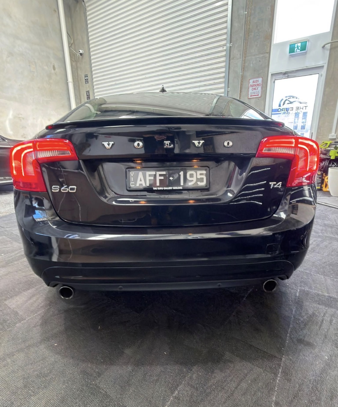 2015 Volvo S60 in Black — photo 14
